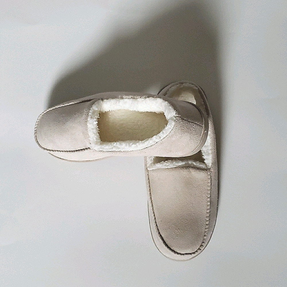 Women's Fuzzy Slippers